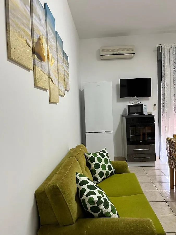 La Tartaruga Apartment Giardini Naxos Italy